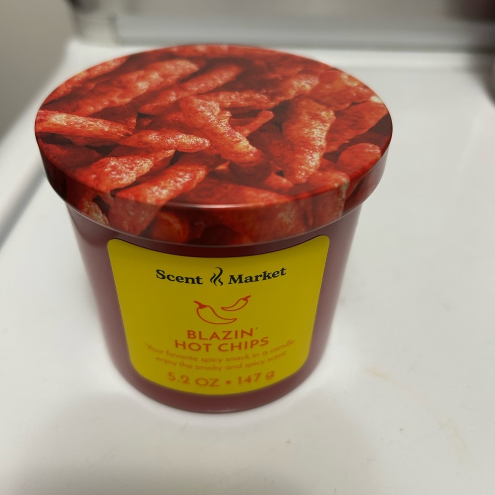 Blazin' Hot Chips Candle - Red
